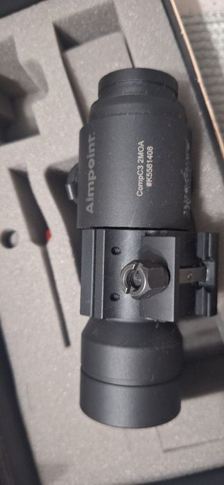 Продавам бързомер Aimpoint CompC3 2MOA