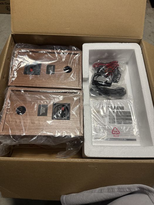 Pick-up SY 101 turntable hi-fi system