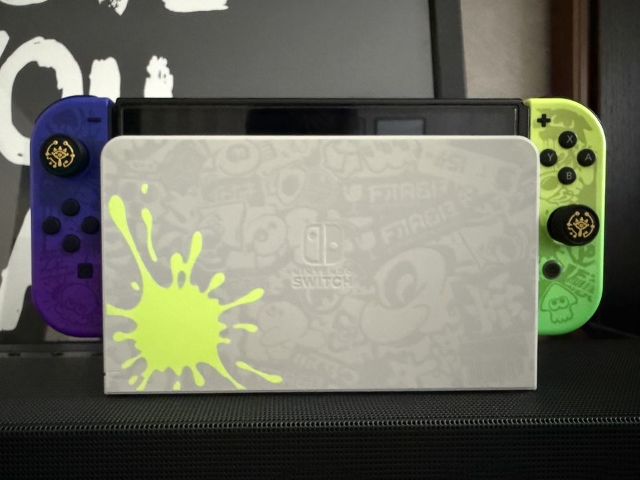 Nintendo Swich OLED Splatoon 3 edition + Cont 67 jocuri +Jocuri fizice