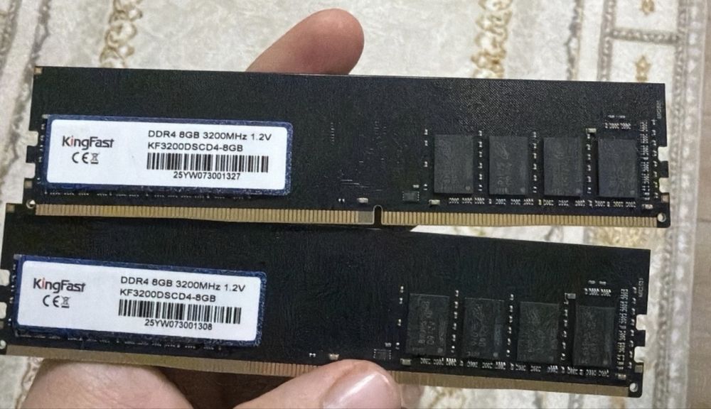 Оперативная память 3200 8 гегабайт