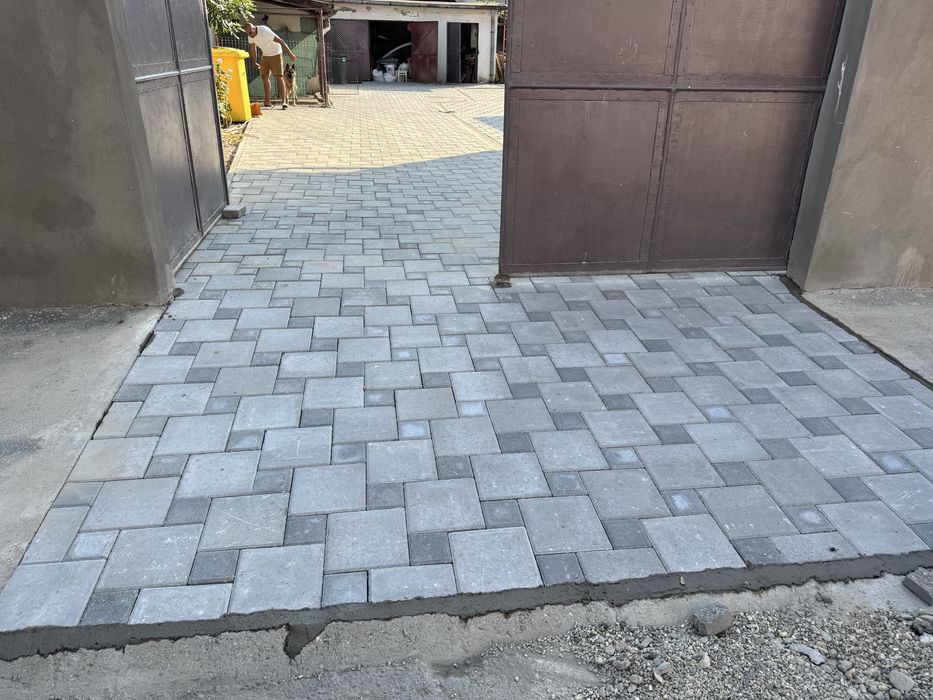 Montaj Pavaj-Borduri-gazon