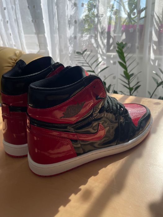 Air Jordan 1 Patent Bred