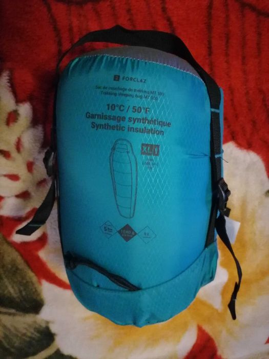 Sac de dormit Trekking MT500 10* C masura XL cu umplutura Poliester