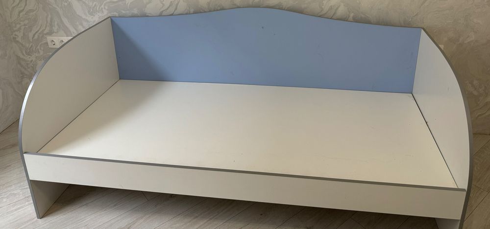 Продам кровать в отличном состоянии!