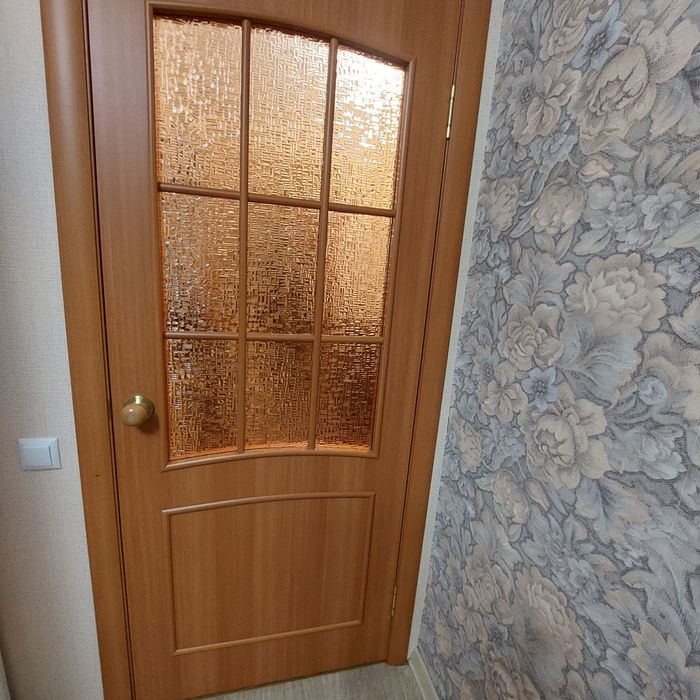 Продам межкомнатные двери,  дёшево.