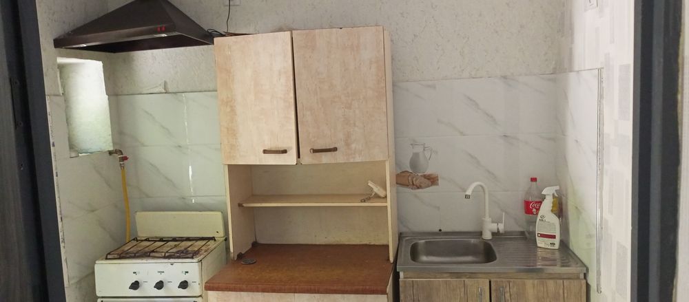 2xonali hovli arendaga beriladi 
2XONALI HOVLI BEKTEMIR TUMANI ROHAT P