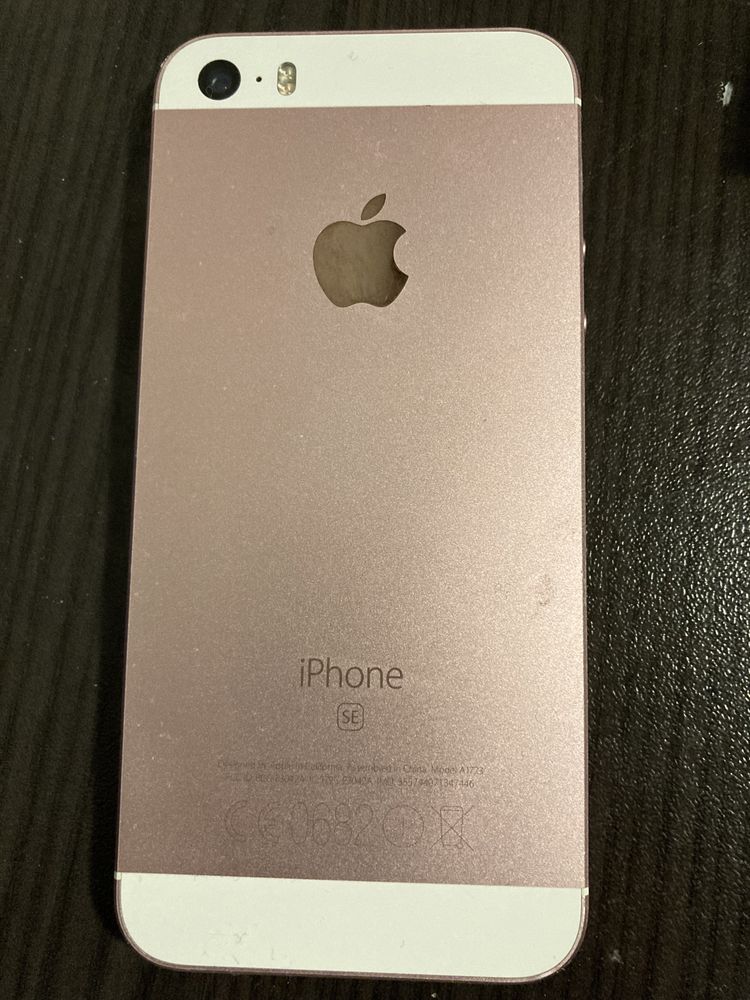 Iphone SE 16GB За части