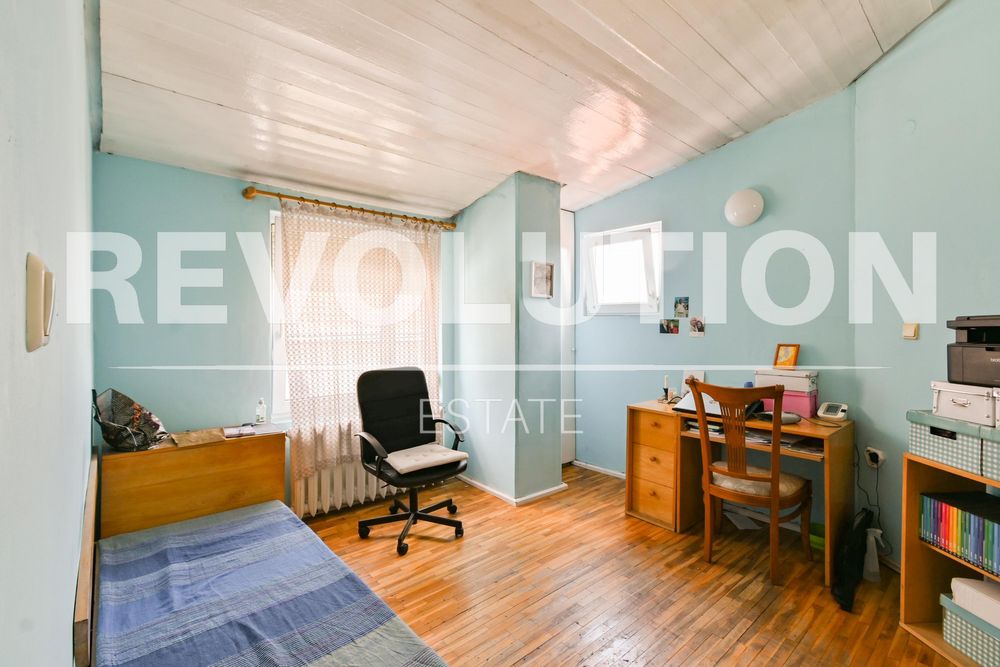 Продава се Тристаен апартамент в София, Докторски паметник - 70 кв.м за 4500 €/кв.м - Снимка #15