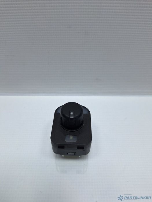 Buton reglaj oglinzi cu rabatare AUDI A8 II (4E2, 4E8) [ 2002 - 2010 ] TDI quattro (ASB) 171KW|233HP OEM 8E0959565A