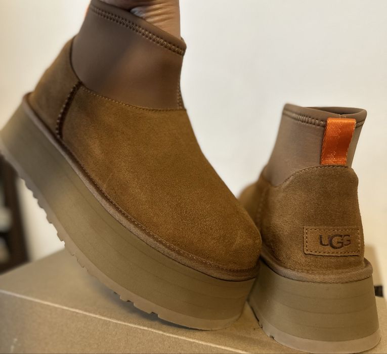 UGG marimea39 piele intoarsa naturala
