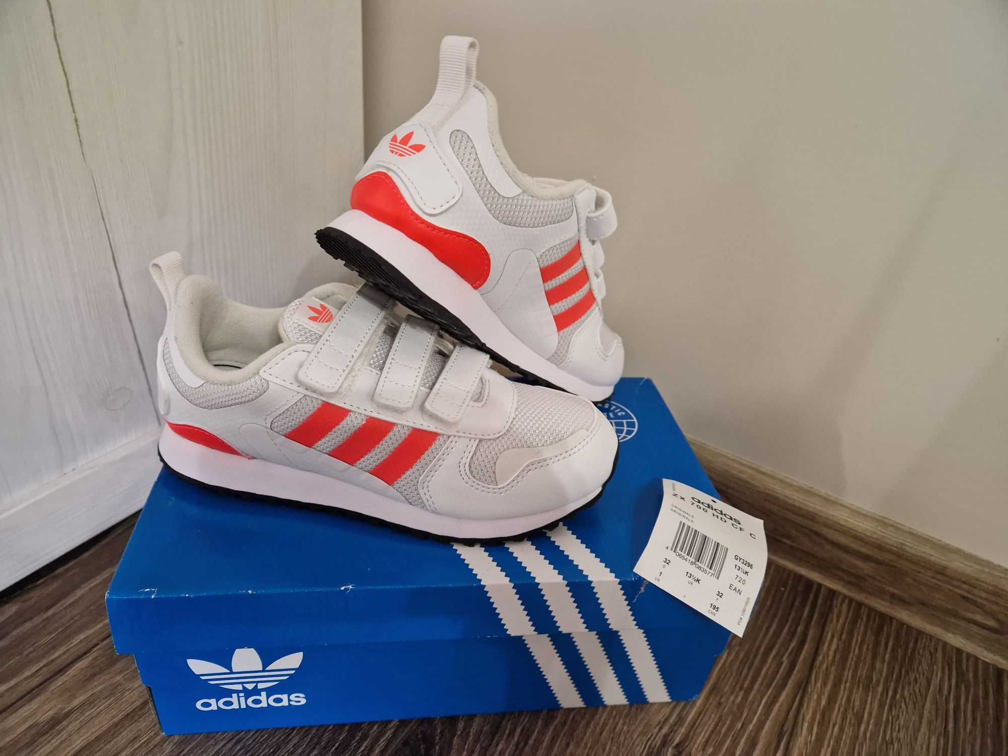 Сникърси Adidas 32 номер за момиче