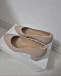Pantofi de piele naturala nude