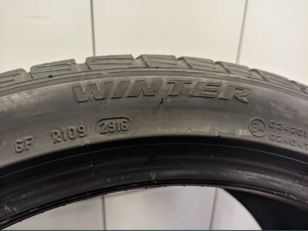 Зимни гуми 255/40/20 и 285/35/20 Pirelli Sottozero Спорт пакет