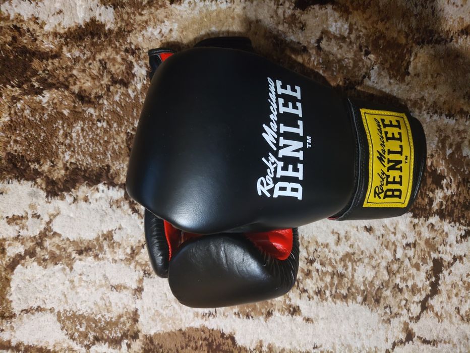 Нови оригинални боксови ръкавици -  BENLEE Rocky Marciano  10-oz