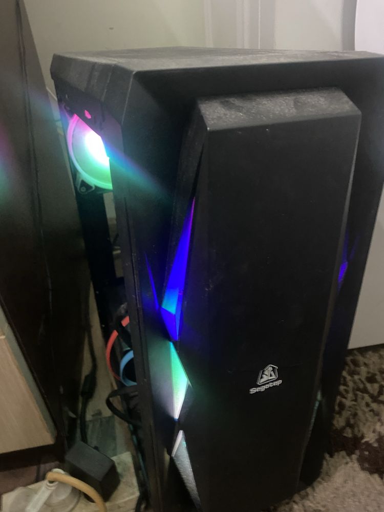 PC GAMING Ryzen 5 3600 cu RTX 2060 6GB 16gb ram + casti aqirys altair