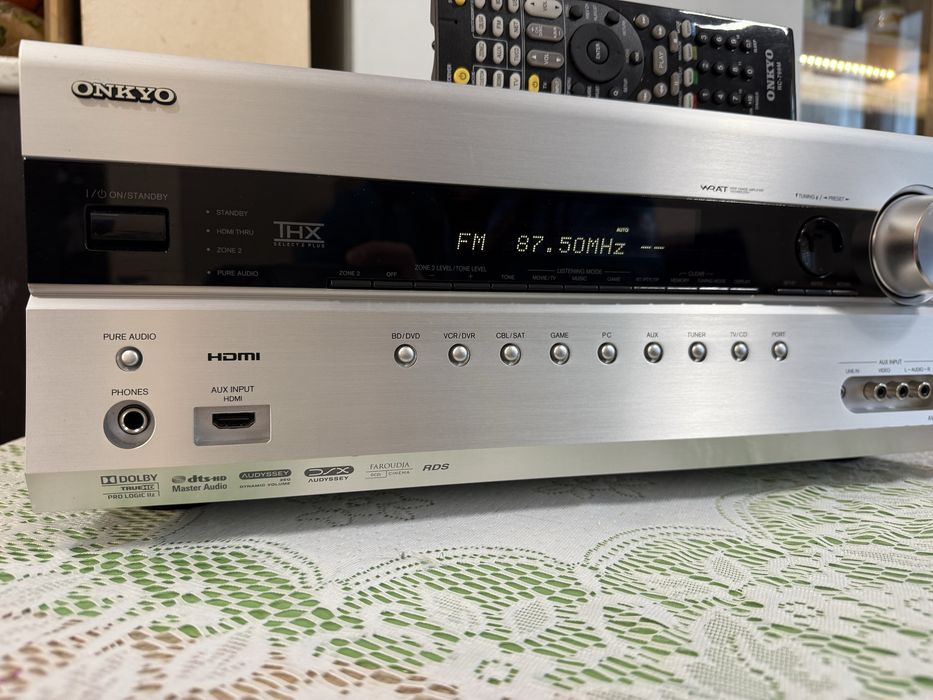 Onkyo TX-SR608 Като нов