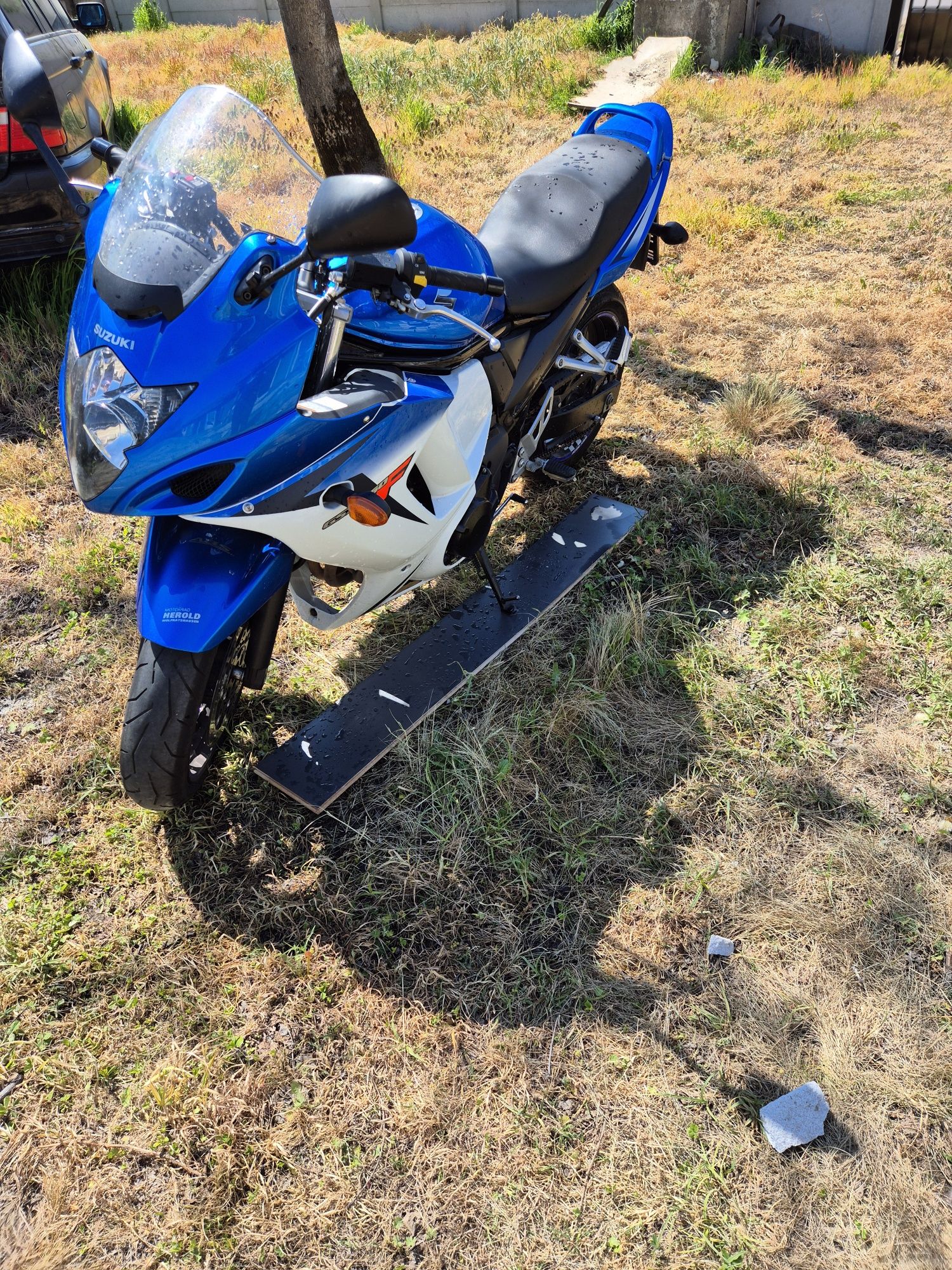 Motocigleta de vanzare