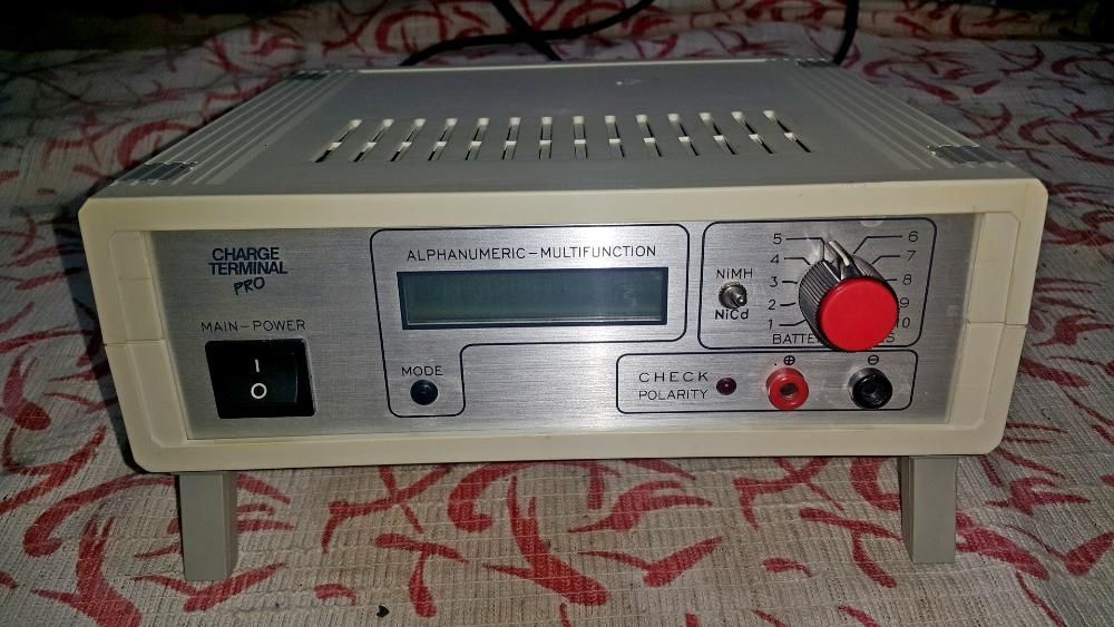 Incarcator inteligent Conrad-Charge terminal Pro