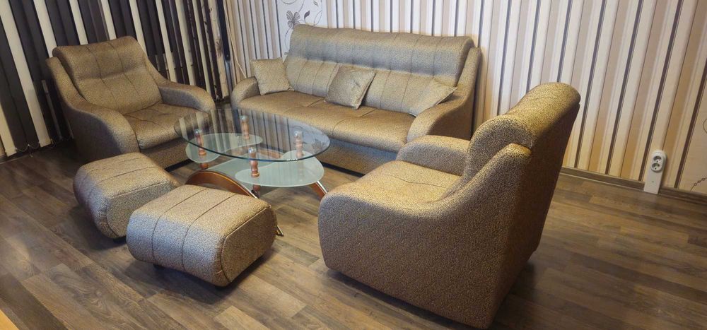 Холна гарнитура - диван , 2 фотьойла, 2 табуретки