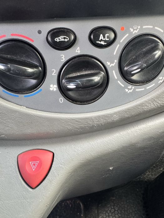 Renault trafic 2009