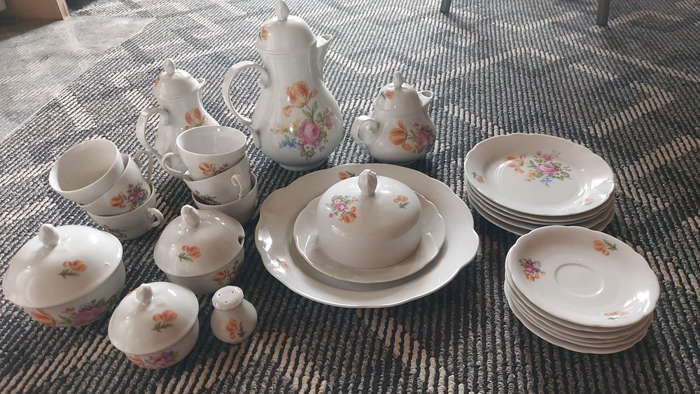 Сервиз ,,Роза" фарфор