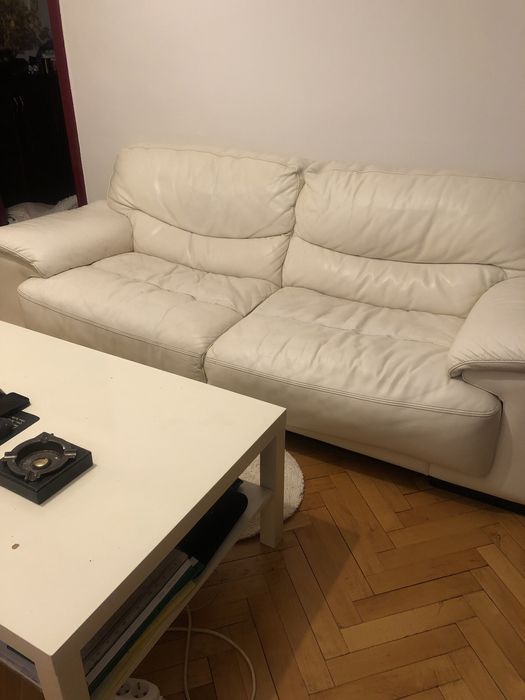 Canapea piele naturala alba