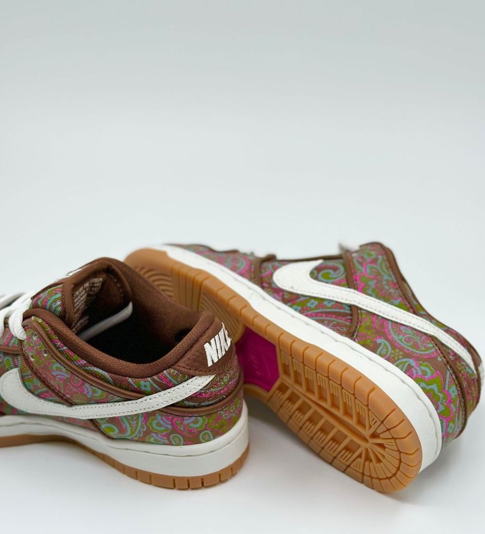 Vand Nike dunk low paislay