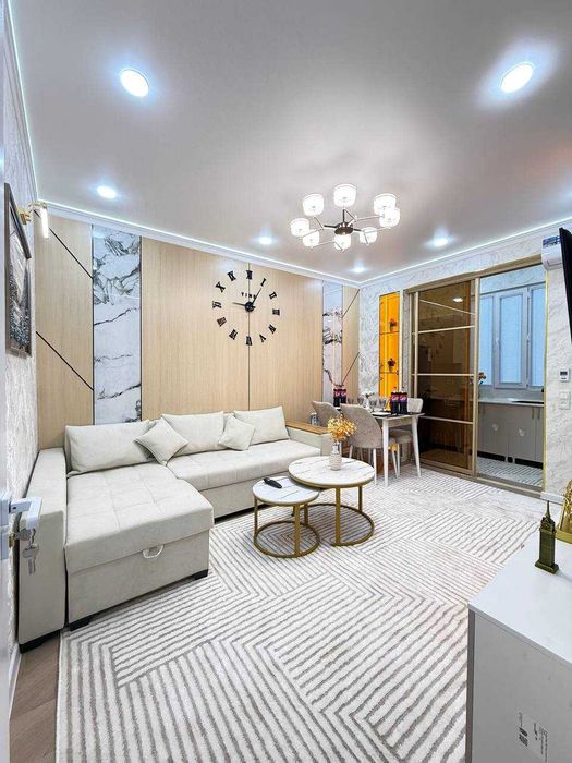 Novza metroda 4 xonali 1.5*3 balkonli uy sotiladi yashashga tayyor