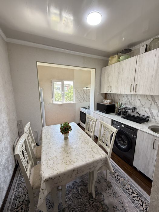 Продаётся Юнусабад 6 квартал 2 комнатная квартира орентир Конечка