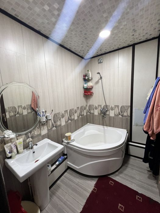 Chorsu qizlarga kvartira