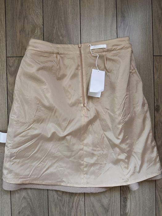 Fusta lana Hugo Boss, marime L, noua cu eticheta