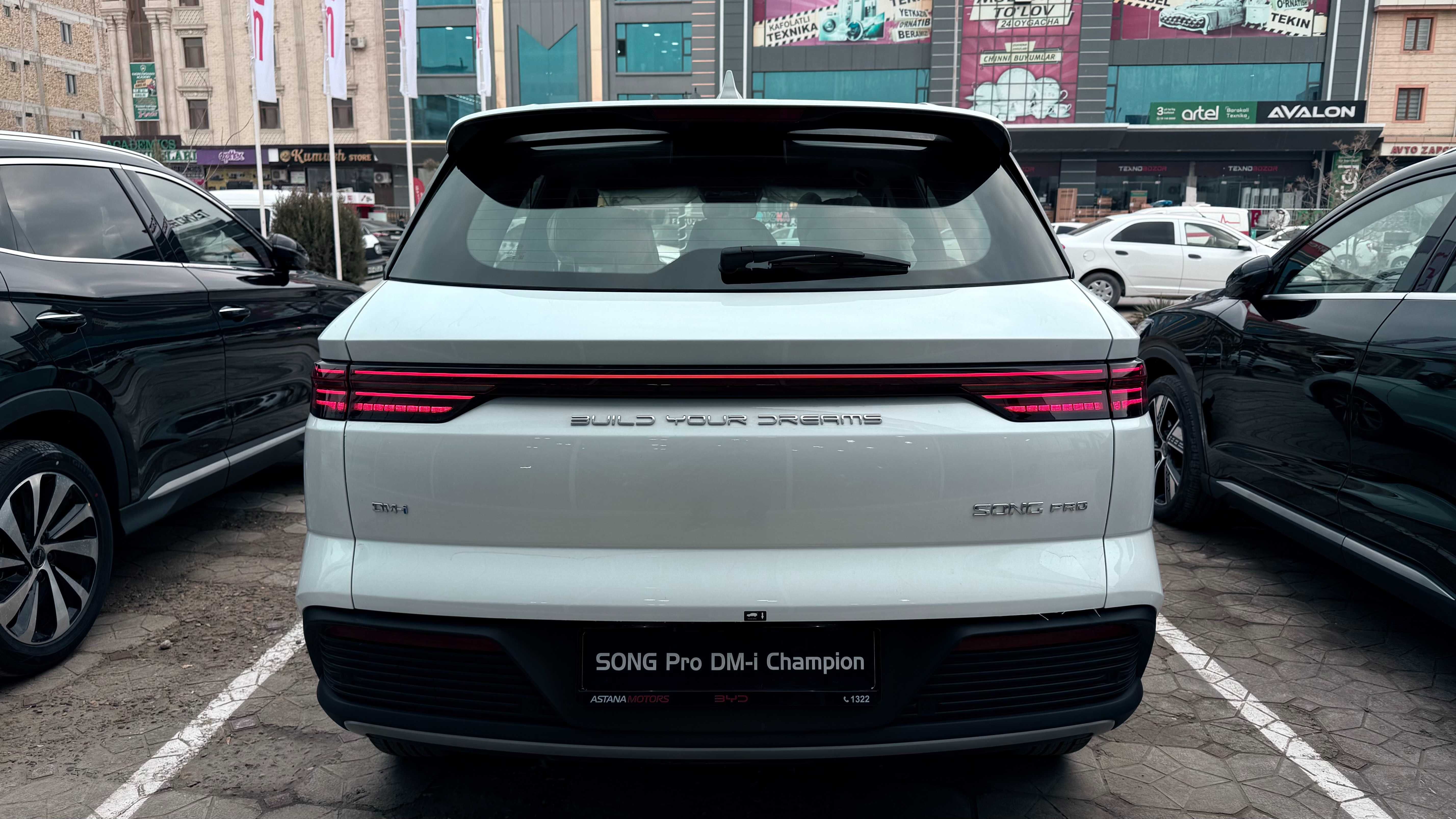 BYD SONG PRO DM-i naqd sotuvda