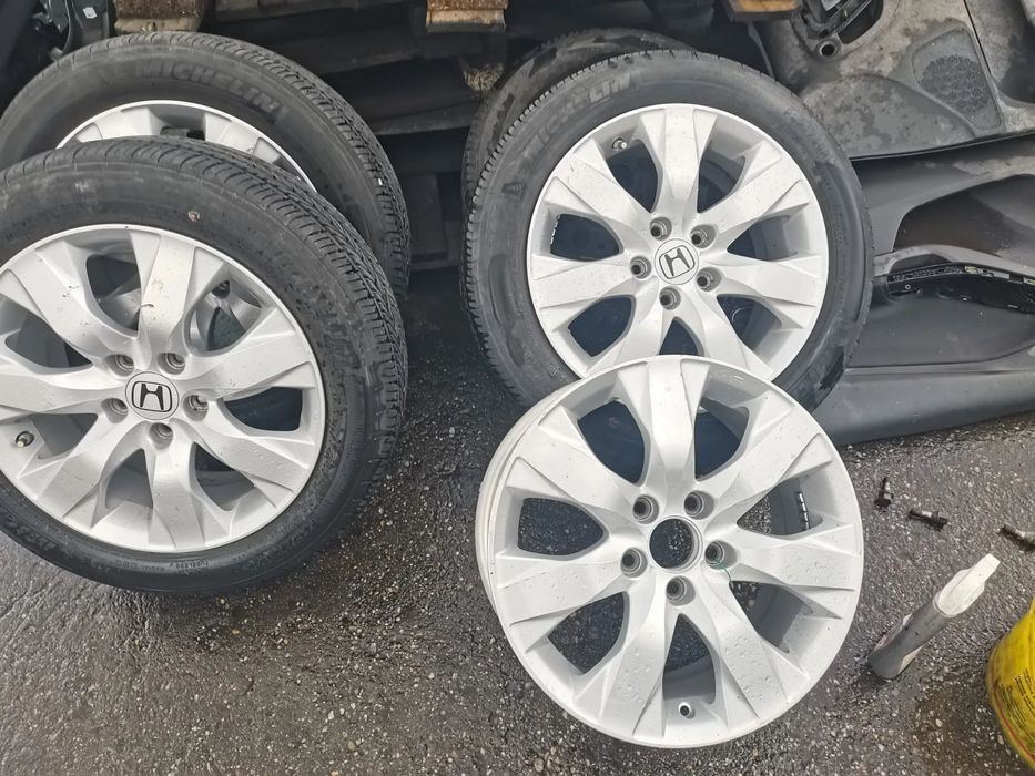 Jante aliaj R17 cu anvelope Honda accord sedan Factory 2008-2010