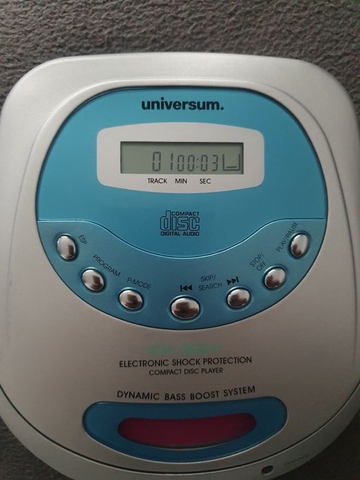 Vând cd player Universum