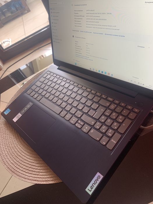 Като нов лаптоп lenovo IdeaPad3 8rab 500gb