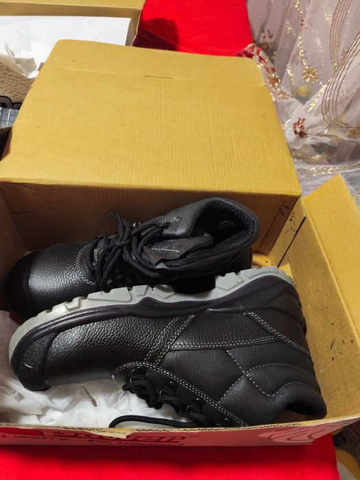 Работни Обувки Диадора и UV