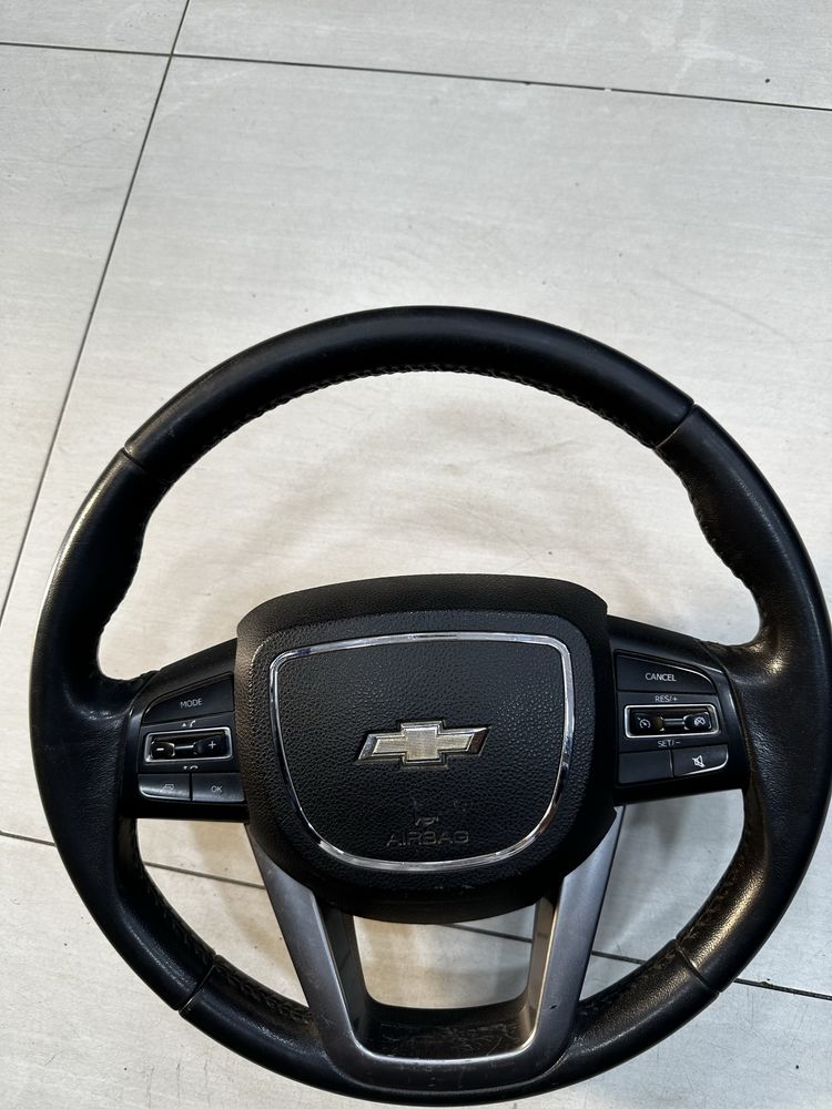 Hyundai rul ideal holatda