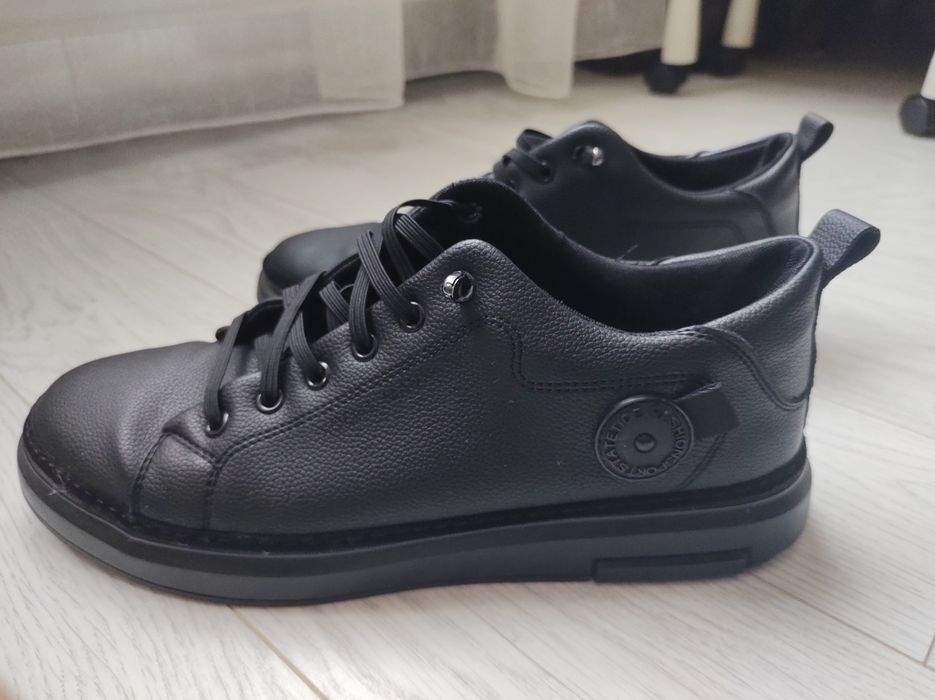 Adidași casual, stare bună - 40 lei