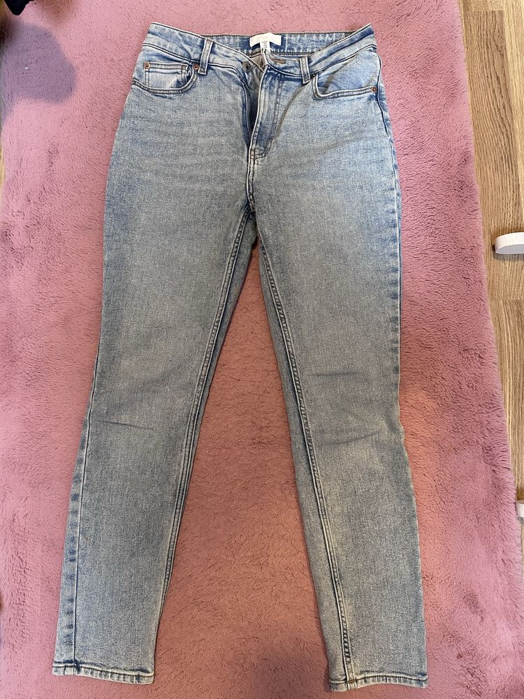 Blugi H&M mar 40