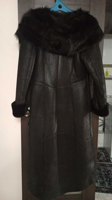 Продам дублёнка б/у .Турция ,48 р ,цена 40000 тг