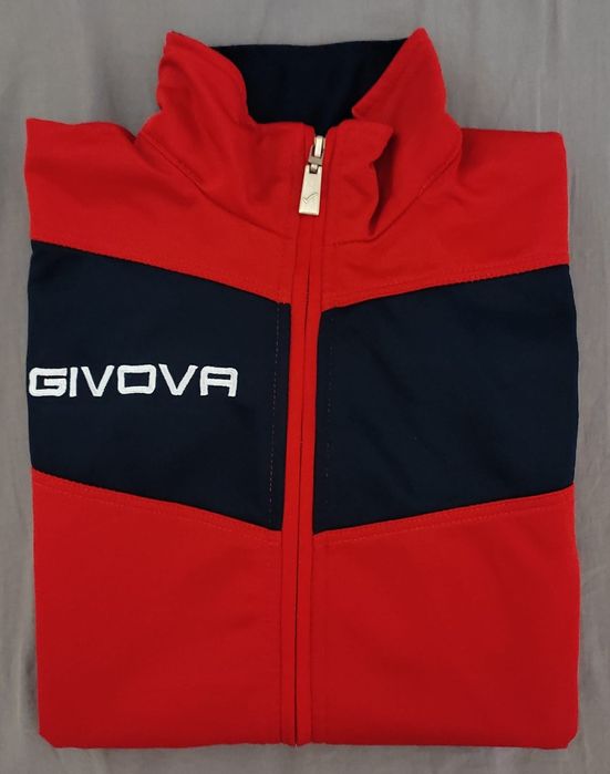 Bluze trening Umbro si Givova