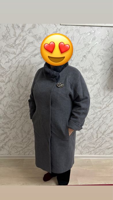 Пальто Loreta сатамын б/у