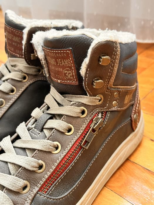 Ghete barbati Mustang