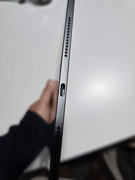 Vând Apple iPad pro 11 M4 256gb 2024 Garantie emag
