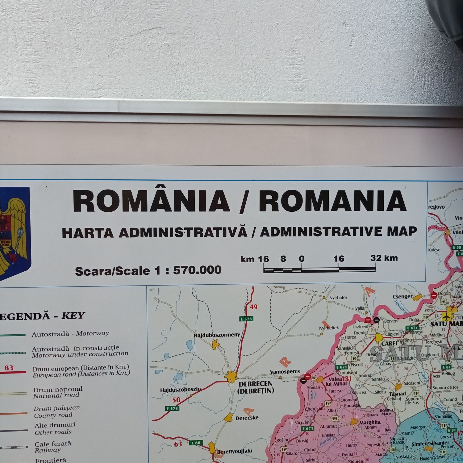 Harta administrativa a Romaniei, metalica. 100x140cm