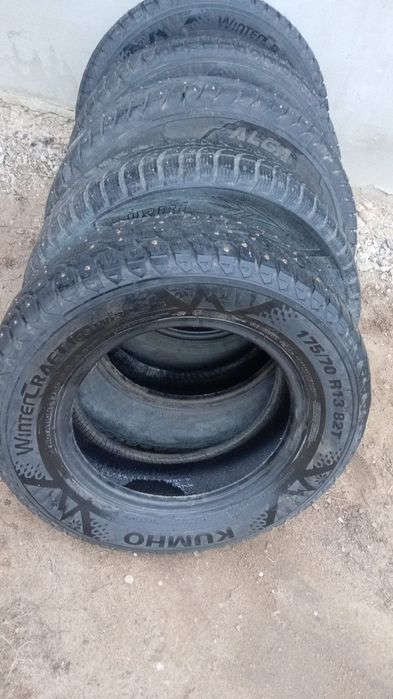 Шины зимние шипованные