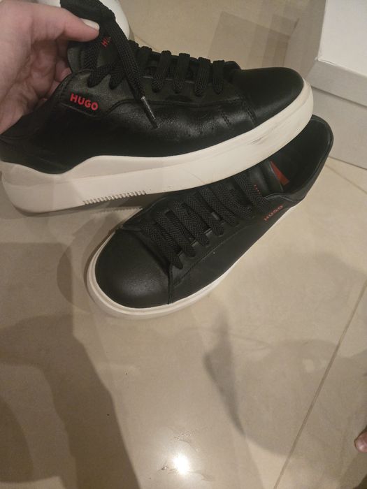 Обувки на boss мъжки