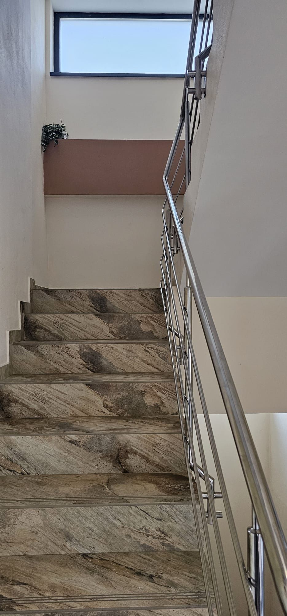 Inchiriez apartament 2 camere