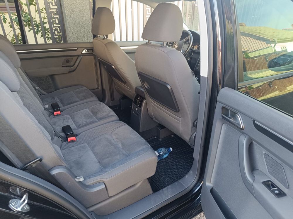 Volkswagen Touran 2011 2.0 TDI