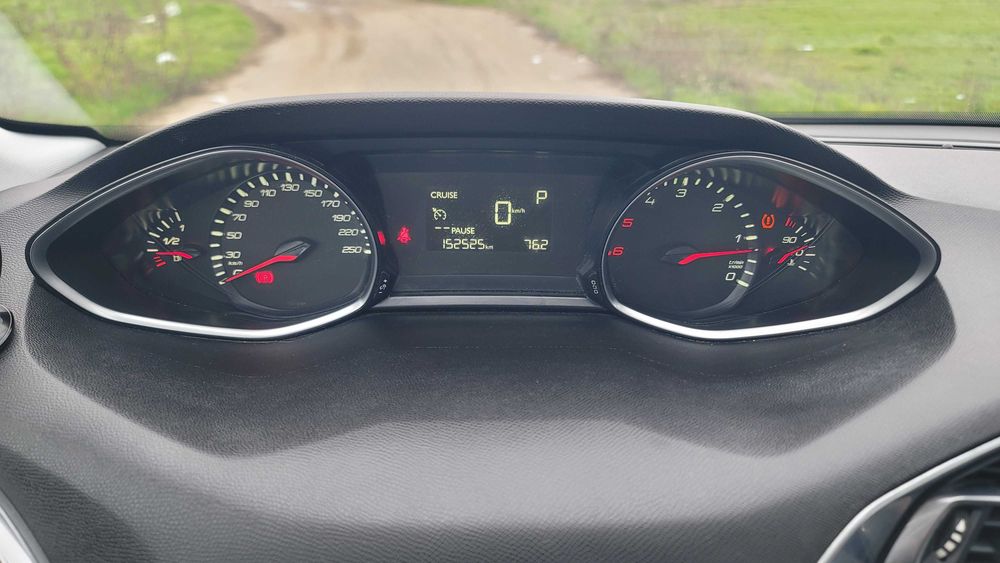 Peugeot 308 automata 1.6 , service la reprezentanta